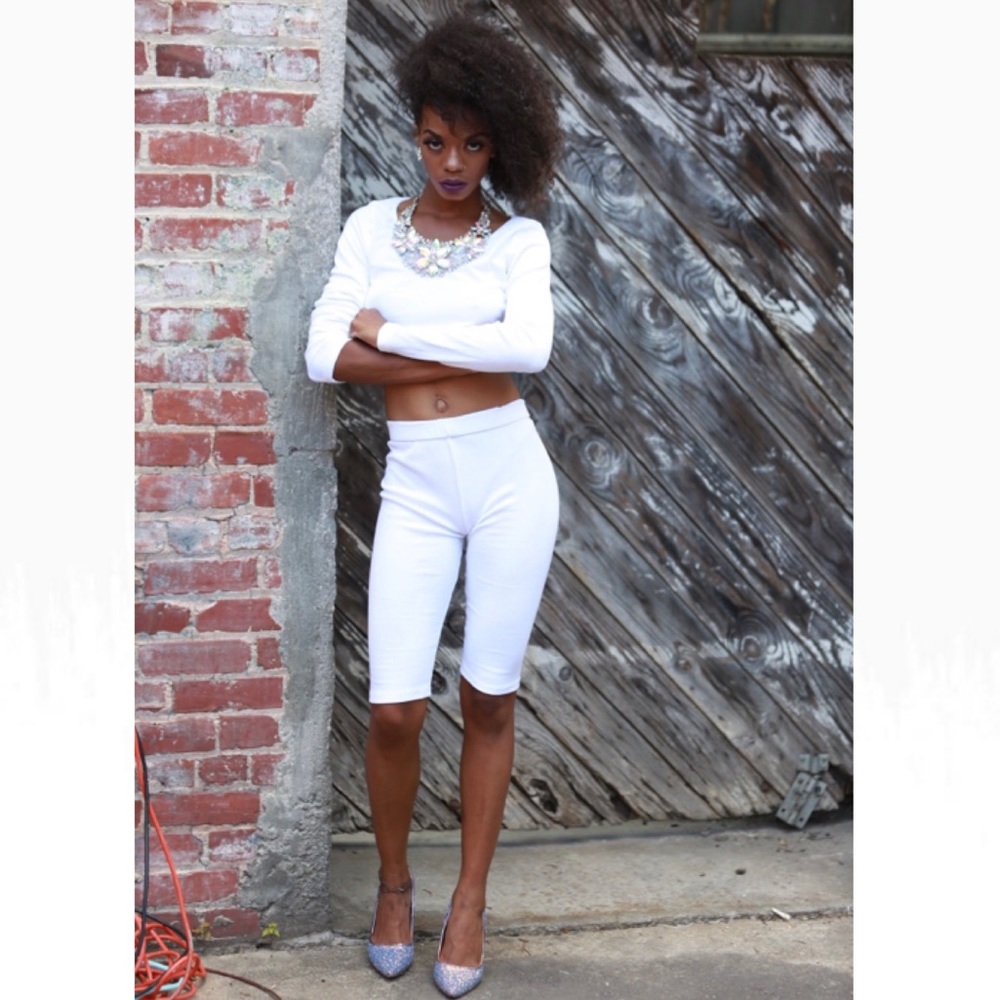 Long Sleeve Short Set - Picture 6 of 12